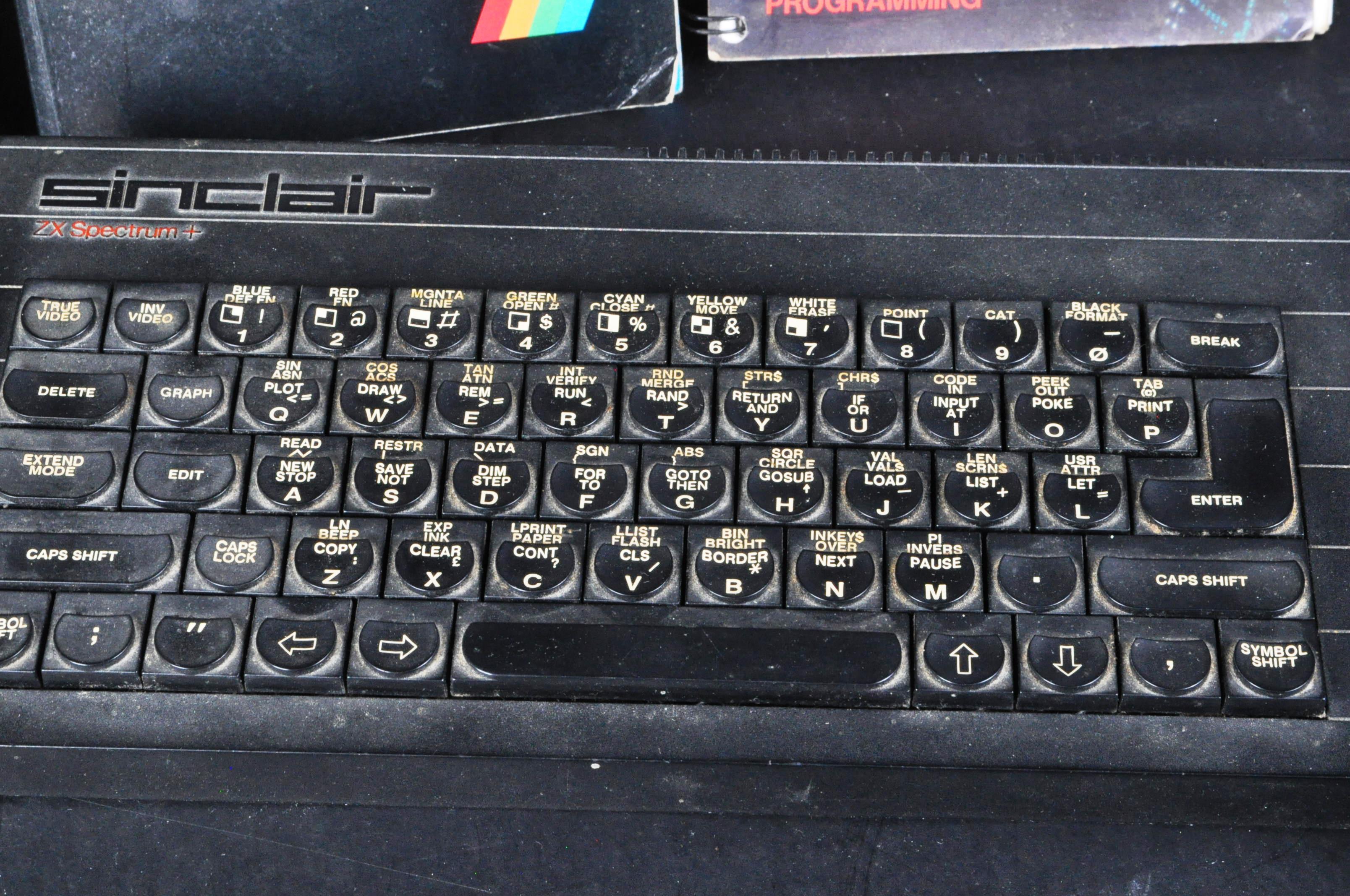 VINTAGE SINCLAIR MADE ZX SPECTRUM CONSOLE - Bild 2 aus 6