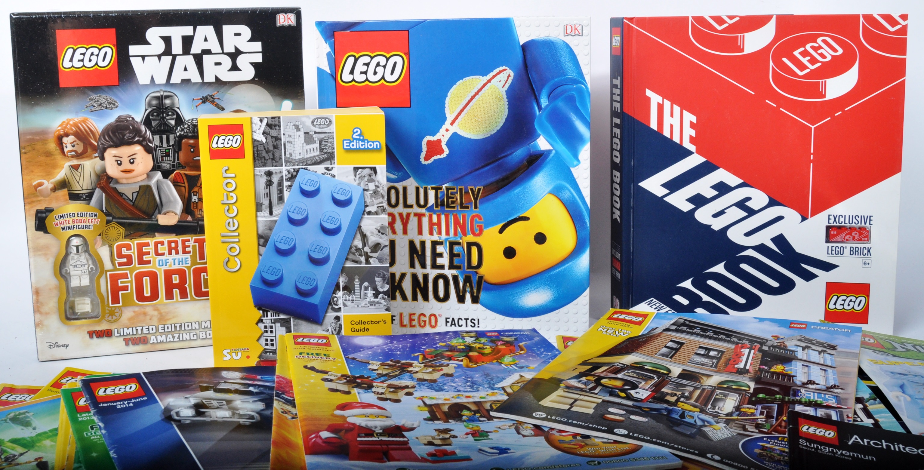 LARGE QUANITY OF LEGO INSTRUCTION MANUALS, BOOKS & MAGAZINES - Image 4 of 9