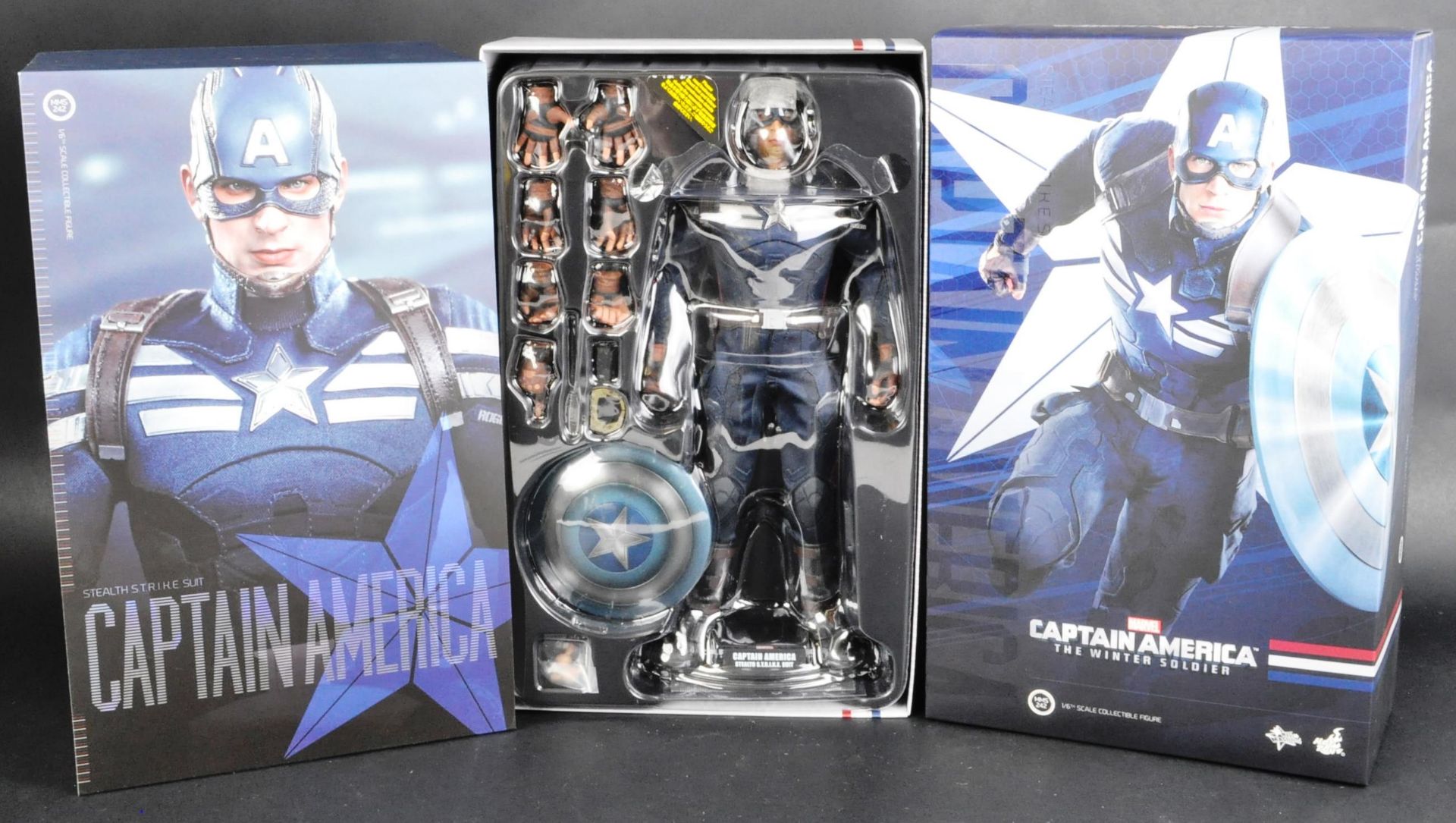 ORIGINAL HOT TOYS 1/6 SCALE CAPTAIN AMERICA MARVEL ACTION FIGURE