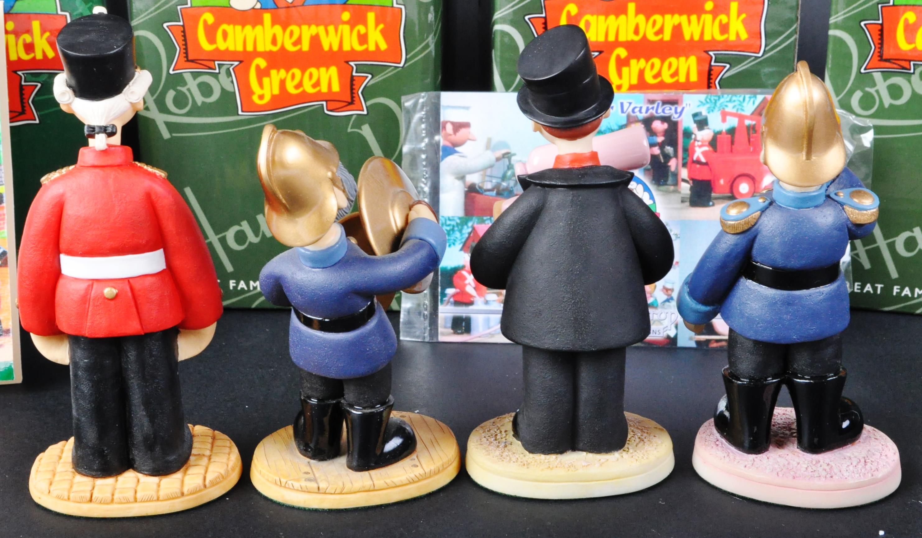 CAMBERWICK GREEN – ROBERT HARROP – FIGURINES / STATUES - Image 6 of 7