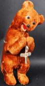 VINTAGE RUSSIAN WIND UP DANCING BEAR MECHANICAL TOY