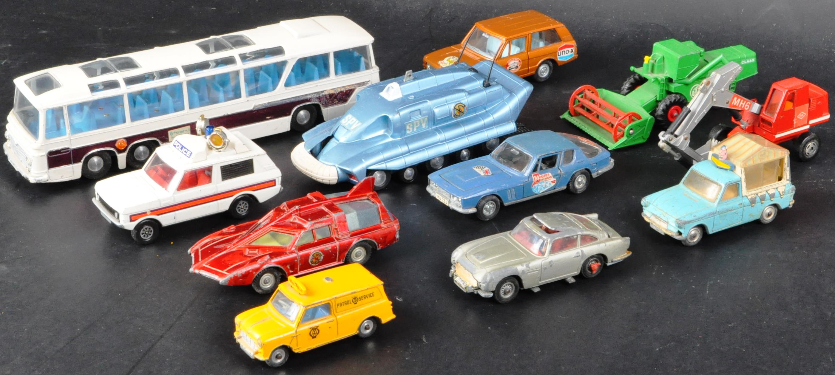COLLECTION OF ASSORTED VINTAGE DINKY AND CORGI TOYS DIECAST