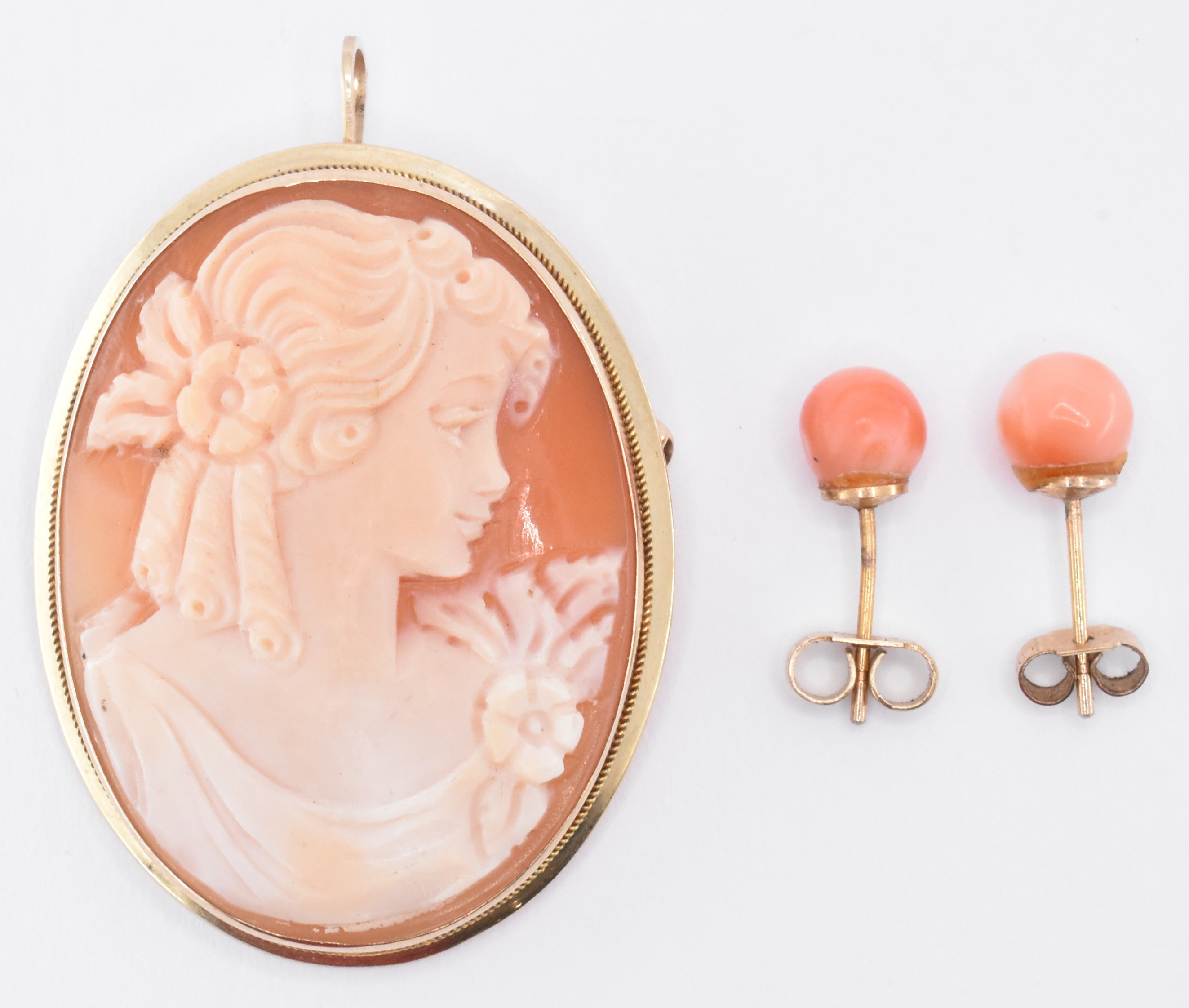 9CT GOLD CAMEO BROOCH & CORAL EARRINGS - Image 2 of 5