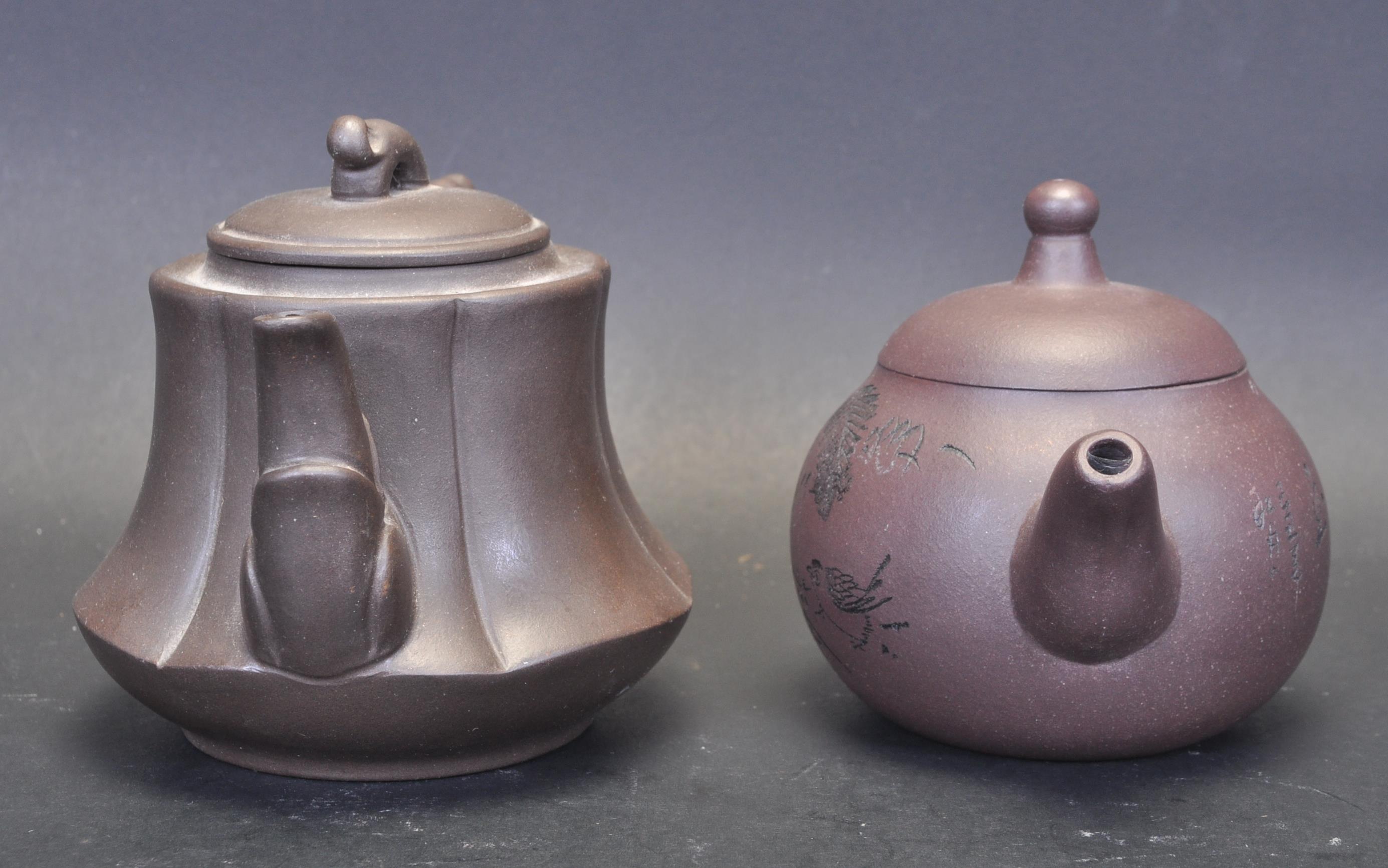 TWO VINTAGE 20TH CENTURY CHINESE YI XING CERAMIC TEAPOTS - Image 2 of 5