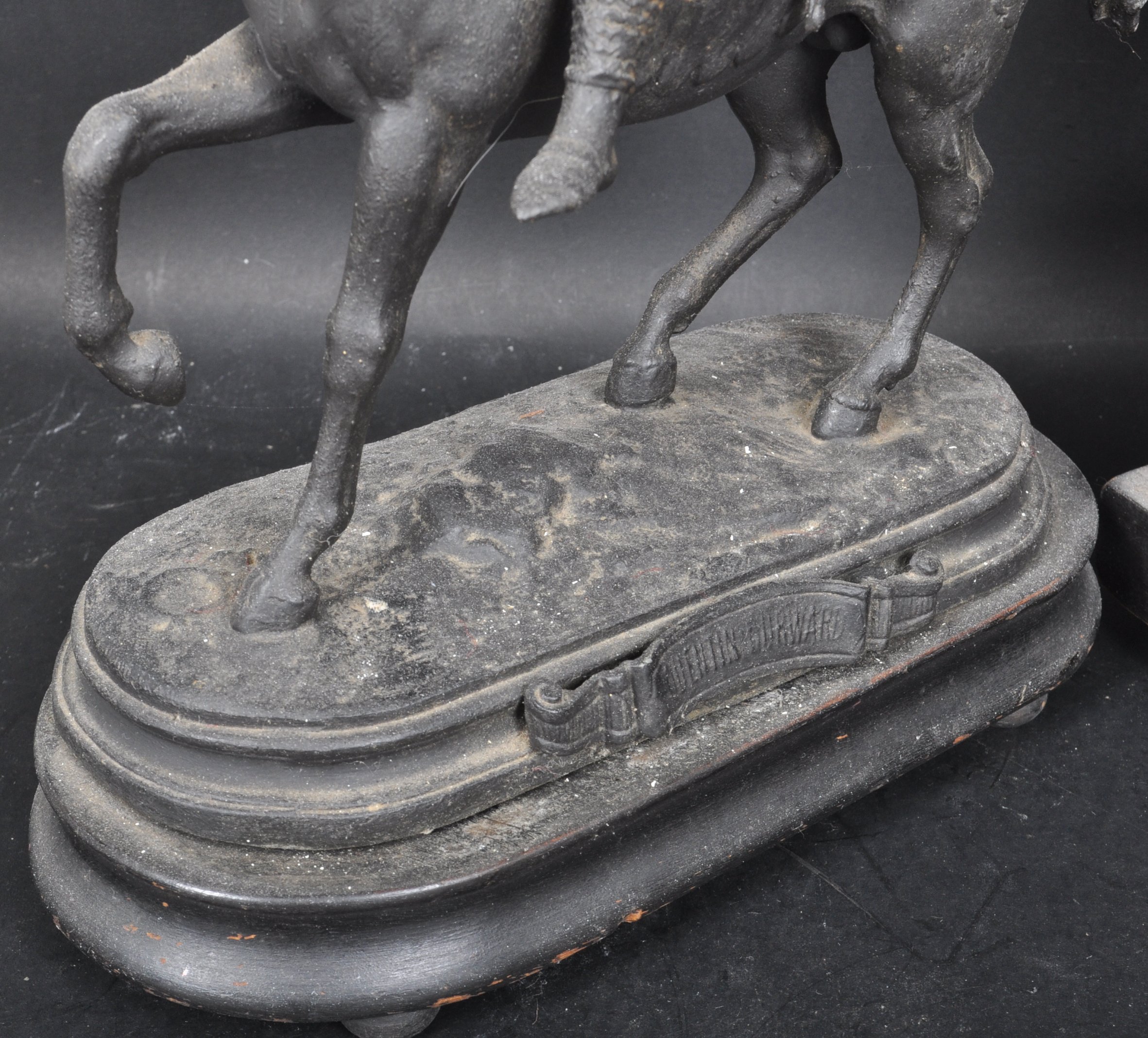 GROUP OF THREE EARLY 20TH CENTURY SPELTER FIGURINES - Image 6 of 12