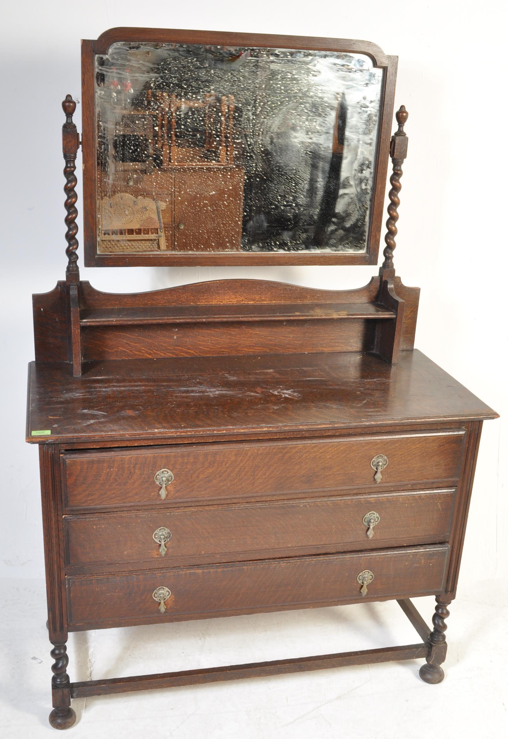 1940S OAK DRESSING TABLE CHEST - Image 2 of 6