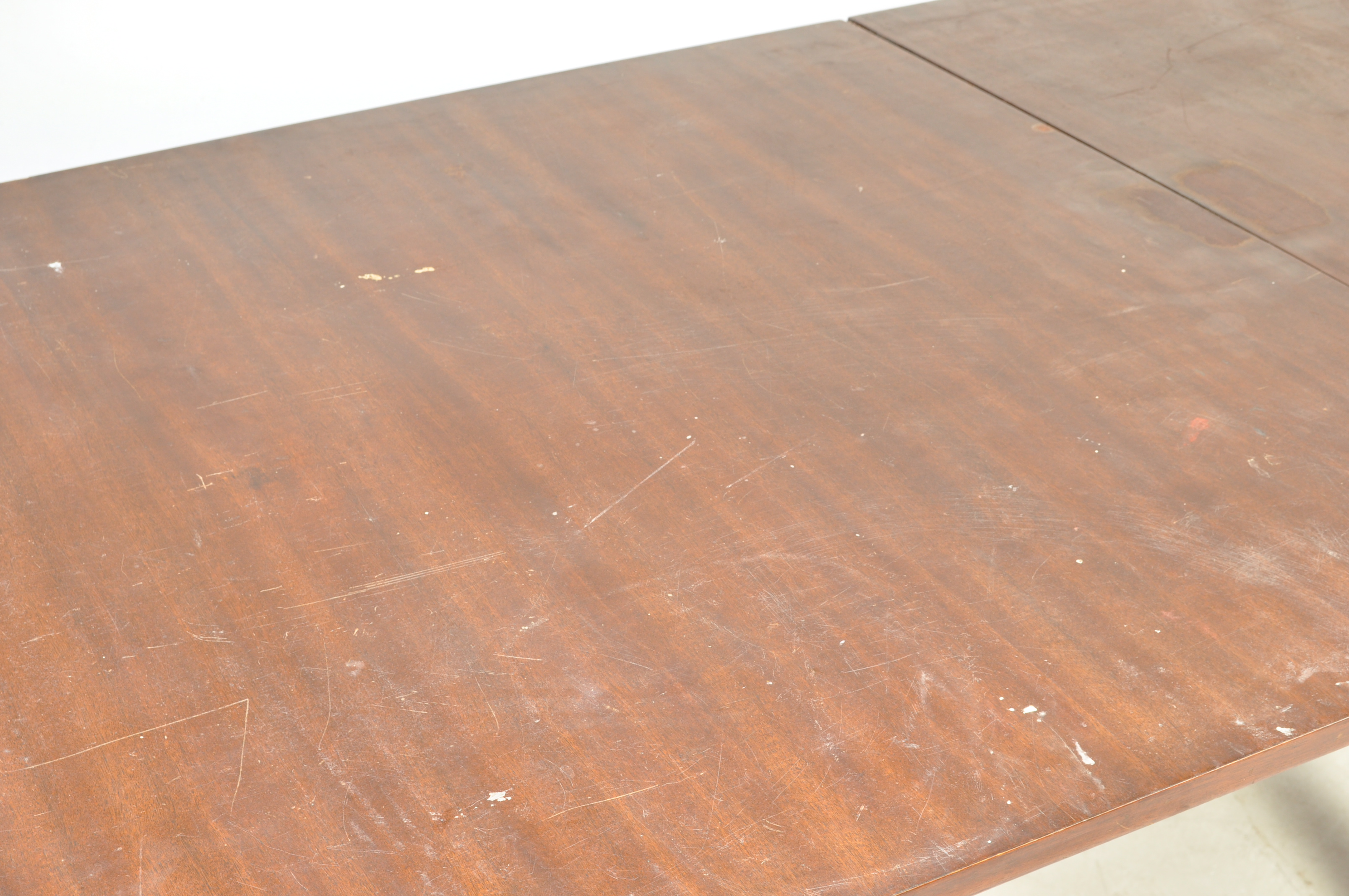 REGENCY REVIVAL MAHOGANY TWIN PEDESTAL DINING TABLE - Image 3 of 9