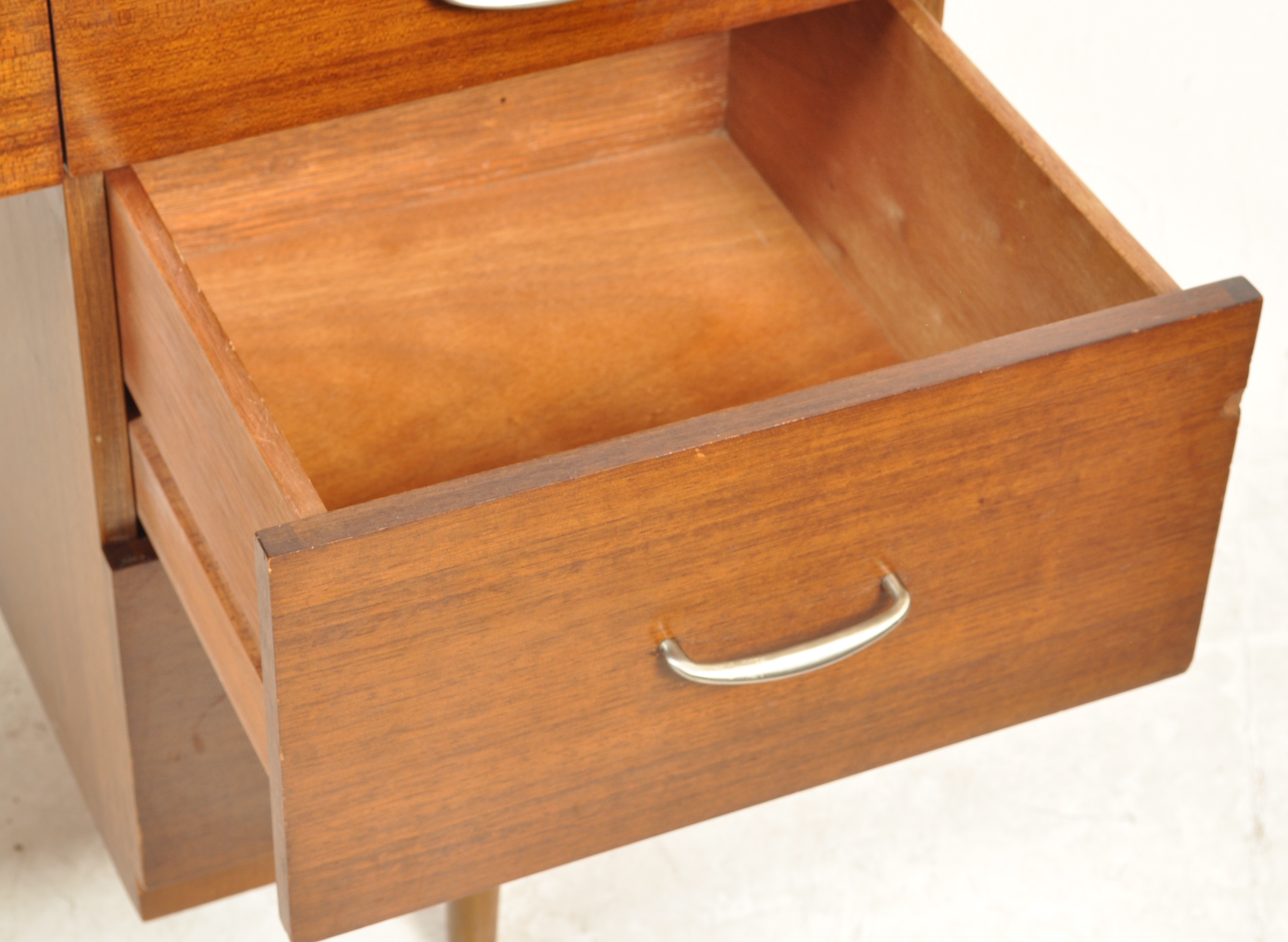 VINTAGE RETRO STAG TEAK WOOD DESK - Image 5 of 5