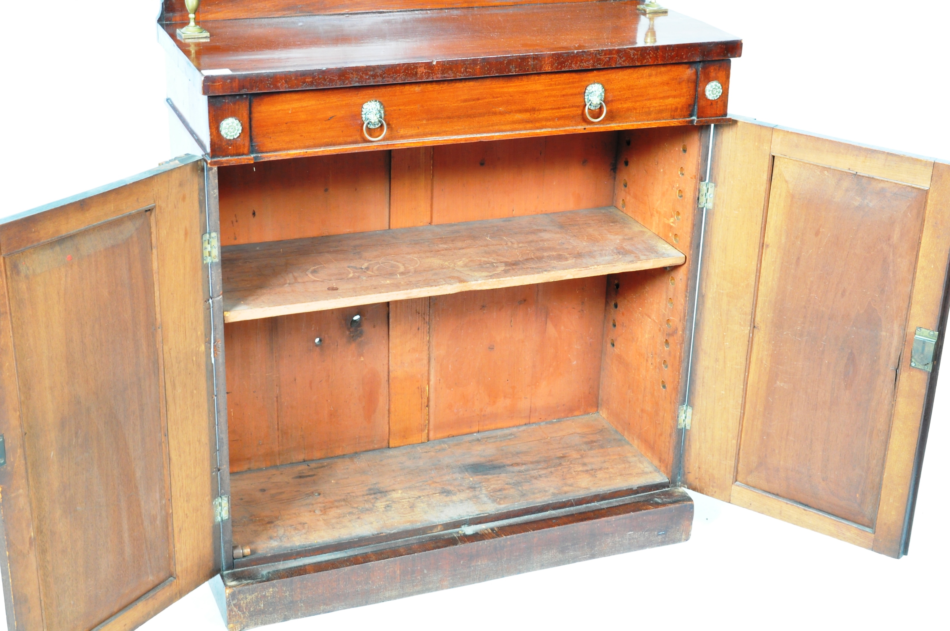 19TH CENTURY REGENCY MAHOGANY CHIFFONIER SIDEBOARD - Image 6 of 6