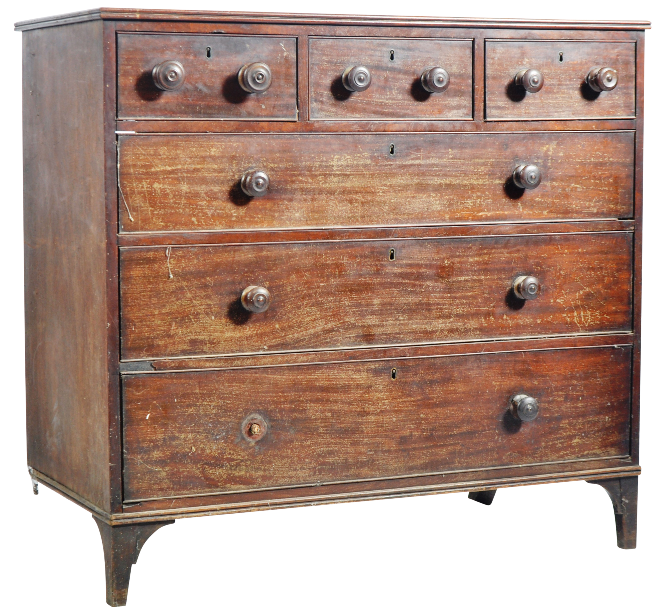 19TH CENTURY IRISH MAHOGANY CHEST OF DRAWERS