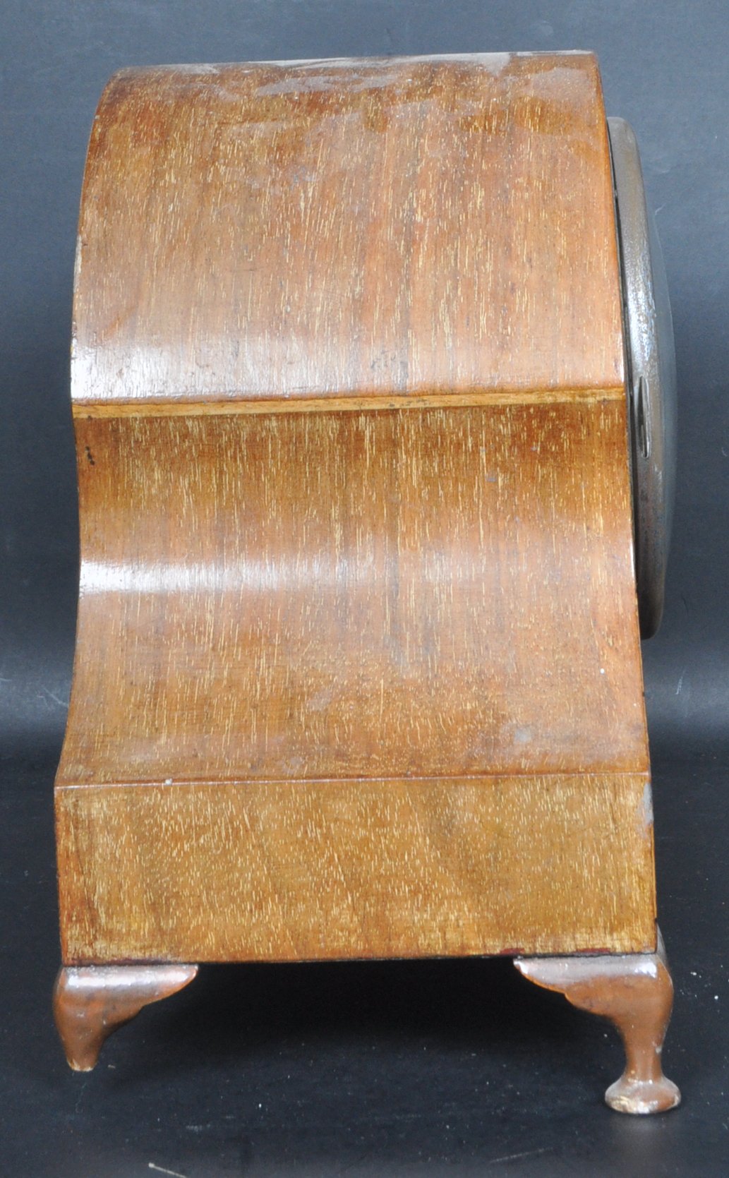 ART DECO 1930S WALNUT CASED MANTEL CLOCK - Image 4 of 6