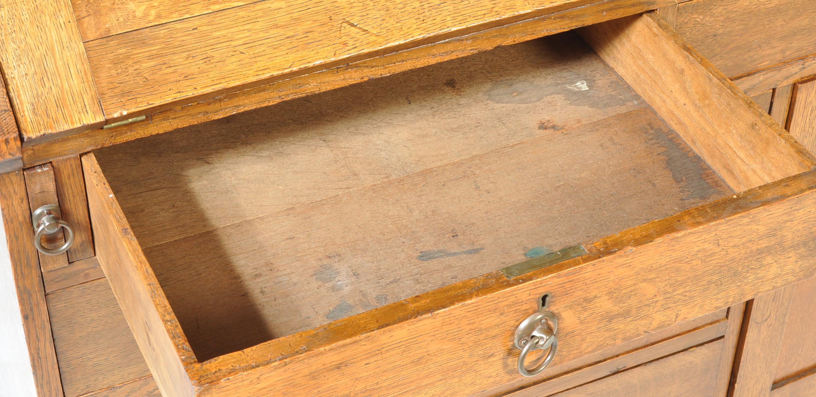 CIRCA 1900'S ARTS AND CRAFTS OAK BUREAU BOOKCASE - Image 7 of 11