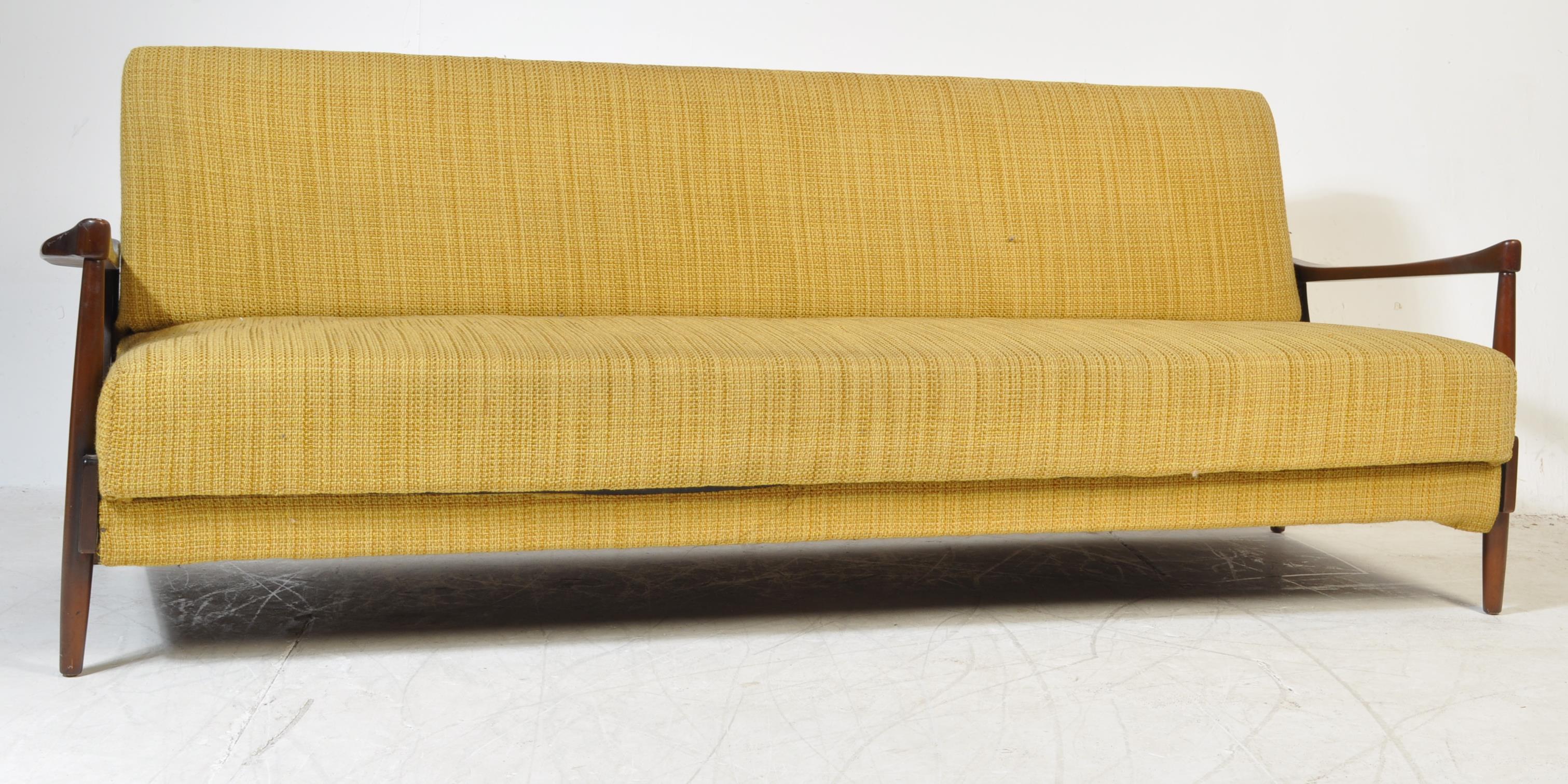 MID-CENTURY SCANDART MANNER SOFA BED / DAY BED