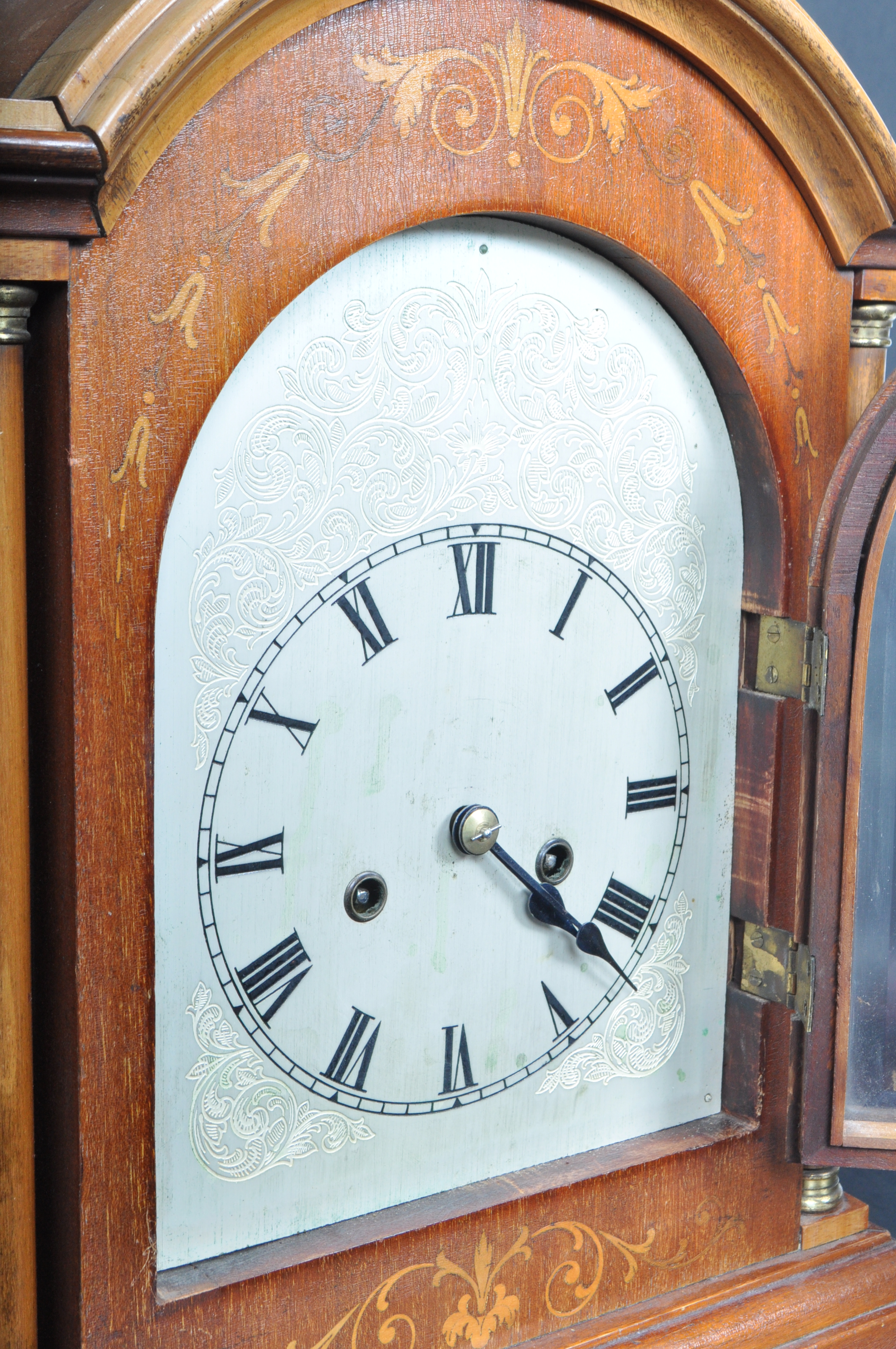 EDWARDIAN MAHOGANY INLAID 8 DAY MANTEL CLOCK - Image 2 of 7