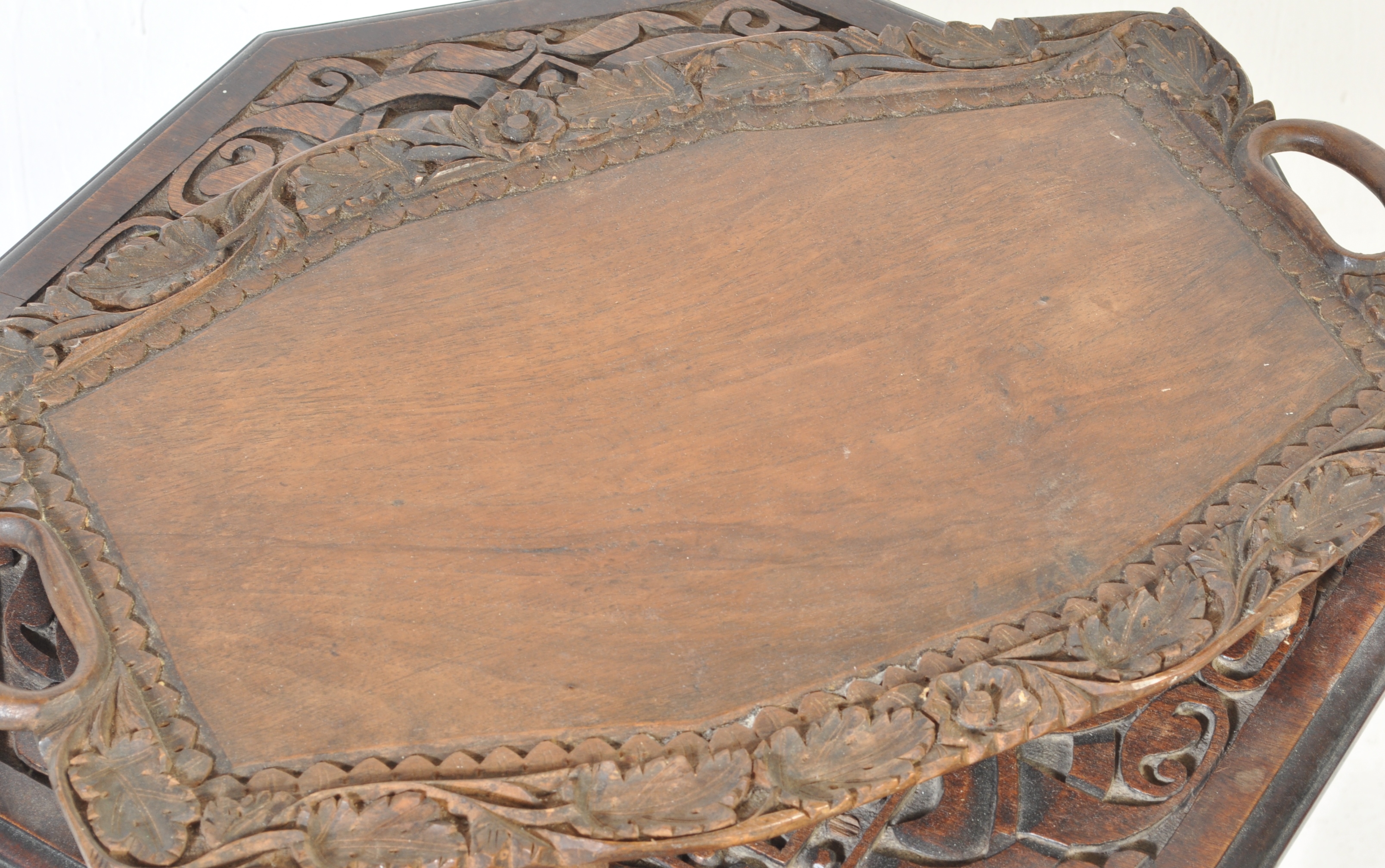 20TH CENTURY HARDWOOD HEXAGONAL TOP OCCASIONAL TABLE - Image 5 of 6