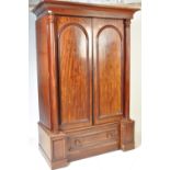 19TH CENTURY VICTORIAN MAHOGANY WARDROBE