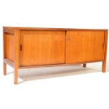 RETRO VINTAGE MID 20TH CENTURY SIDEBOARD CREDENZA