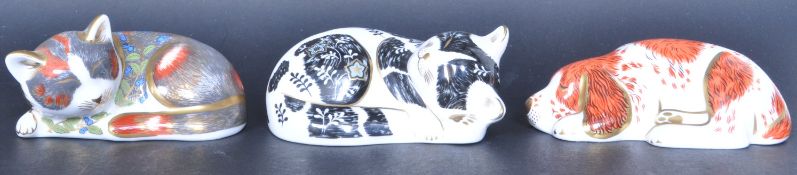 A SELECTION OF ROYAL CROWN DERBY PAPERWEIGHTS