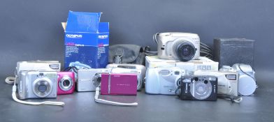 COLLECTION OF VINTAGE 20TH CENTURY AND LATER CAMERA EQUIPMENT