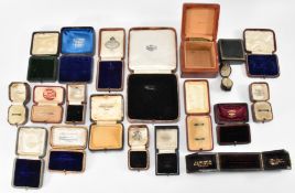 ASSORTMENT OF VICTORIAN & LATER JEWELLERY BOXES
