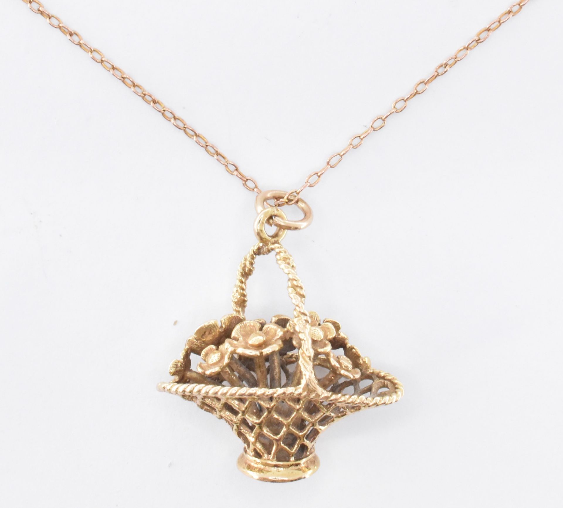 HALLMARKED 9CT GOLD FLOWER BASKET PENDANT NECKLACE