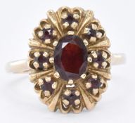 HALLMAKRED 9CT GOLD & GARNET CLUSTER RING