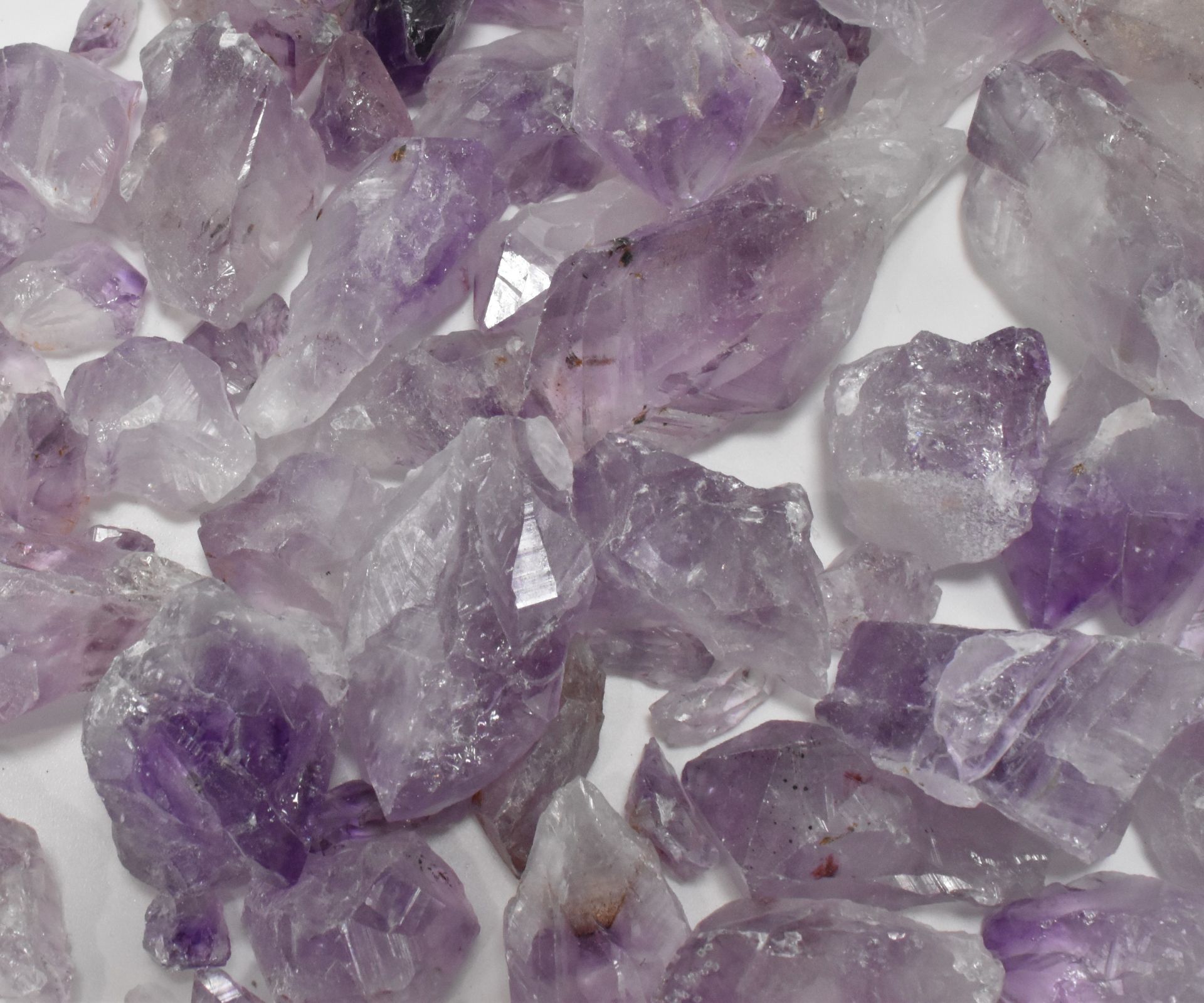 MINERAL SPECIMENS - COLLECTION OF AMETHYST QUARTZ - Image 5 of 5