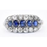 1920S 18CT GOLD SAPPHIRE & DIAMOND CLUSTER RING