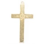 18CT GOLD 1914 CRUCIFIX PENDANT