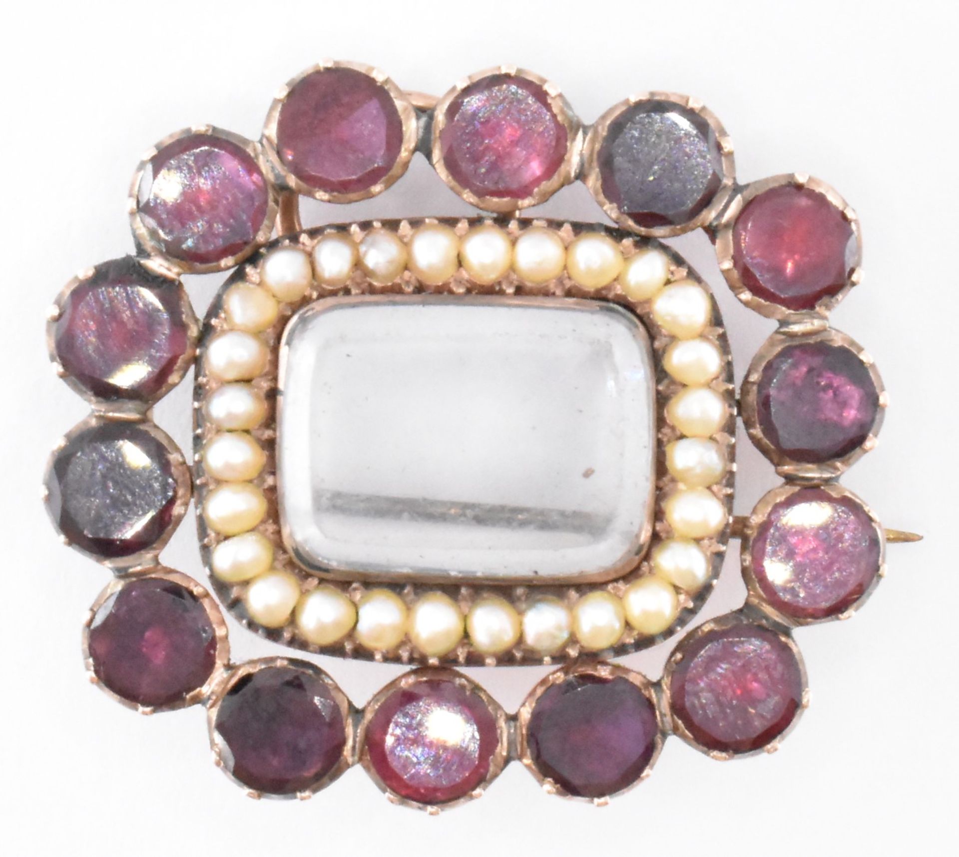 GEORGE III GARNET & PEARL MOURNING BROOCH - Image 2 of 6