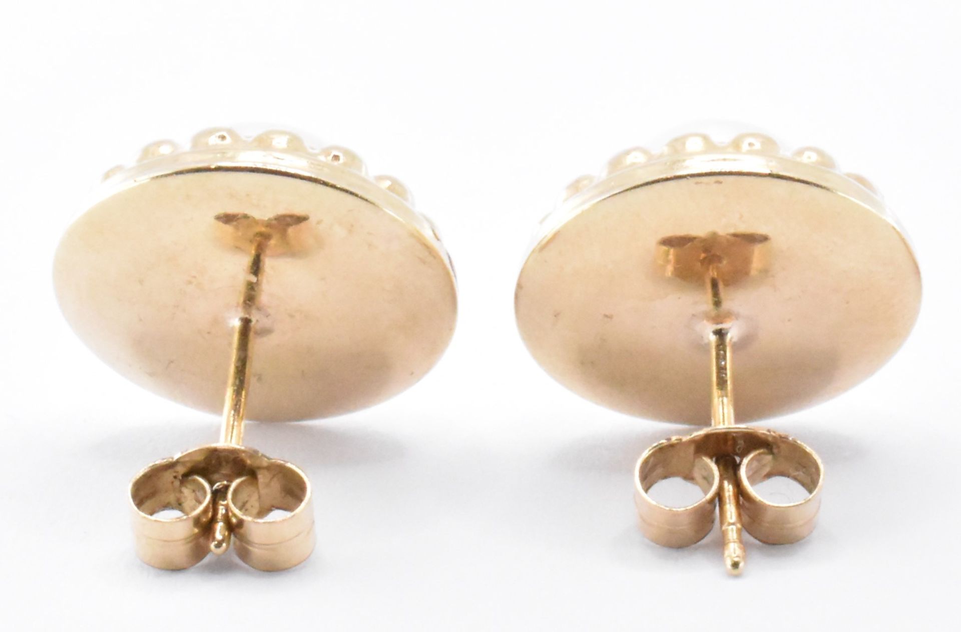 TWO PAIRS OF 9CT GOLD & PEARL STUD EARRINGS - Image 4 of 4