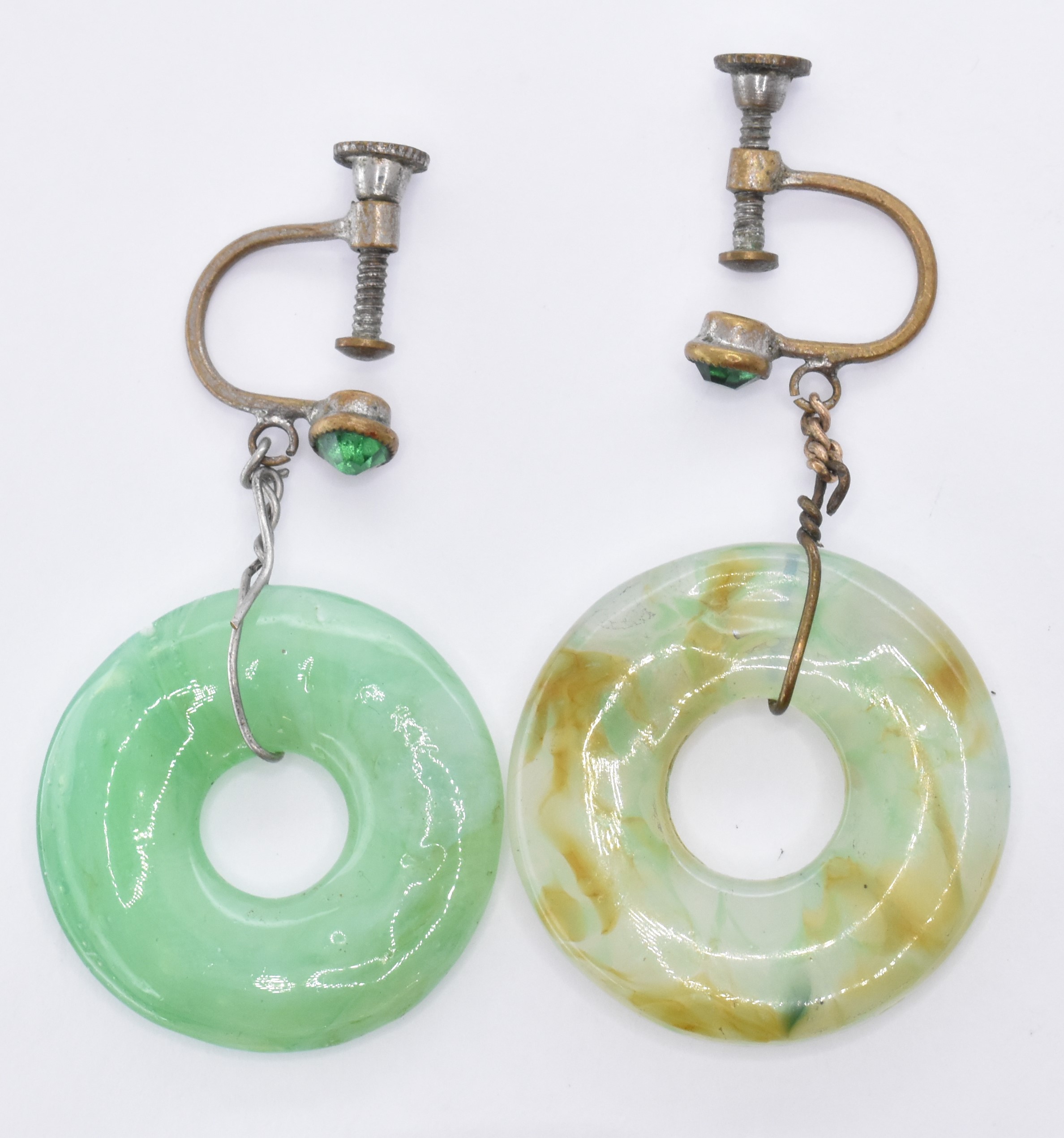 GROUP OF JADE SET JEWELLERY - Image 4 of 7