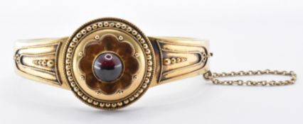 VICTORIAN 15CT GOLD & GARNET BANGLE BRACELET