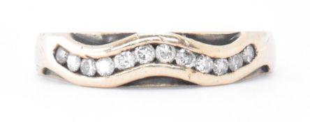 HALLMARKED 9CT GOLD & DIAMOND RING