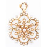 EDWARDIAN 15CT GOLD & SEED PEARL PENDANT BROOCH