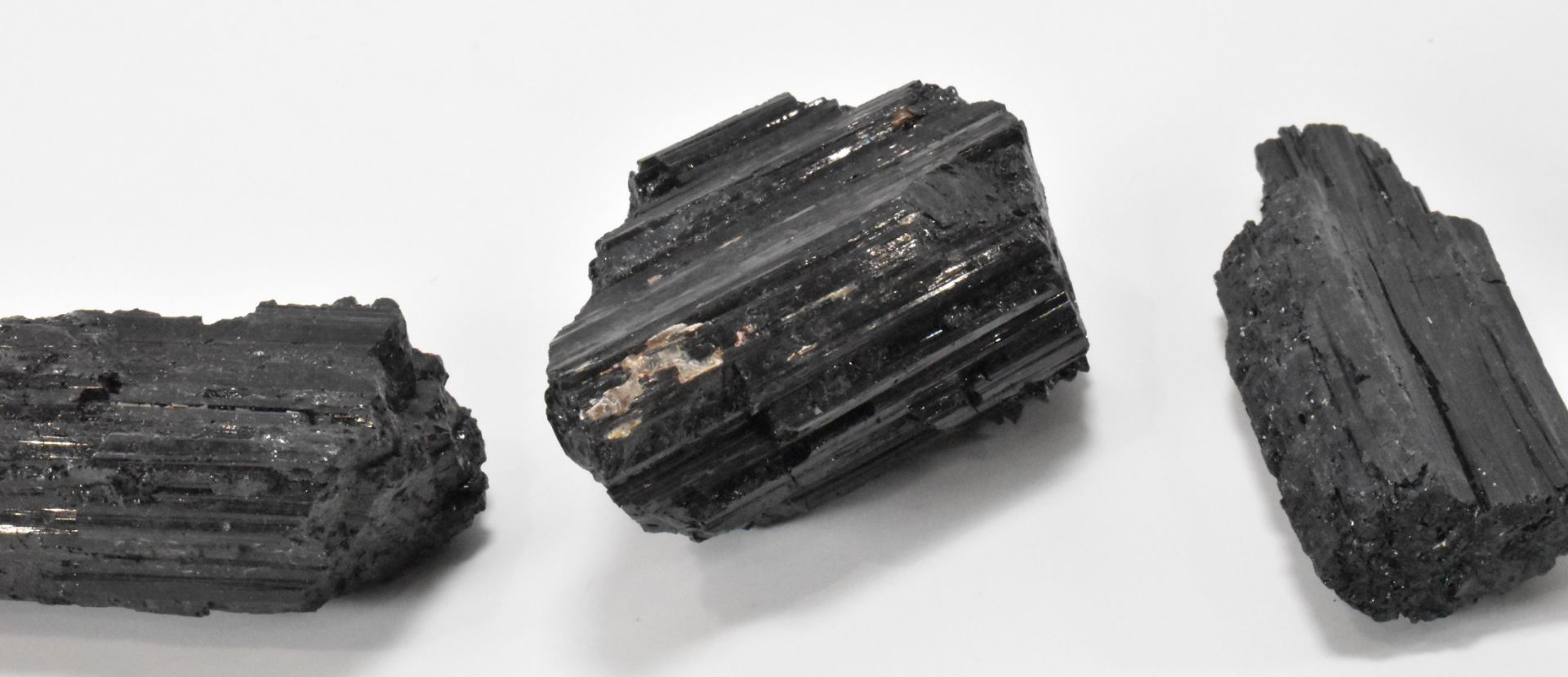 MINERAL SPECIMENS - COLLECTION OF BLACK TOURMALINE - Image 2 of 4