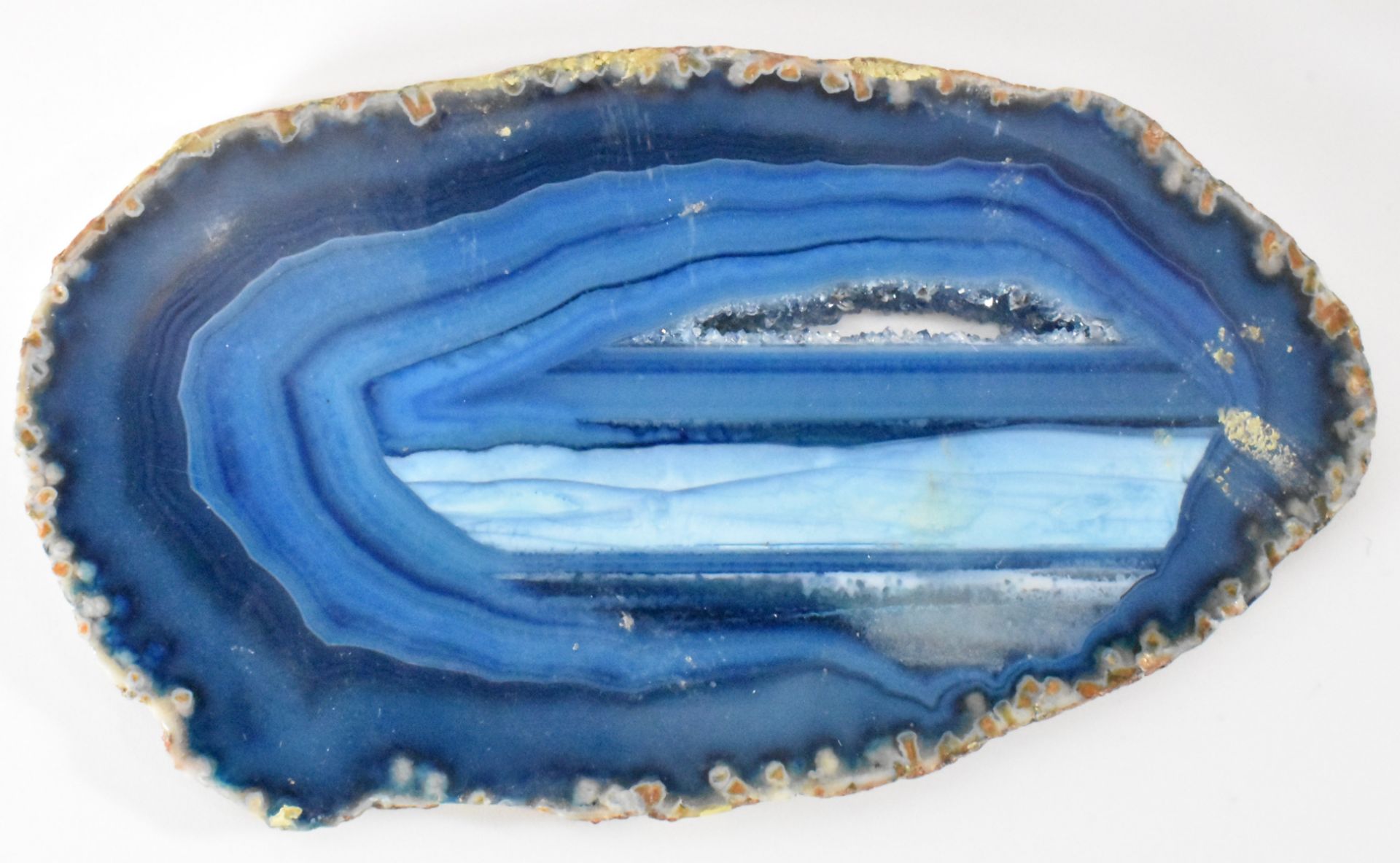 MINERAL SPECIMENS - COLLECTION OF DYED AGATE - Image 5 of 5