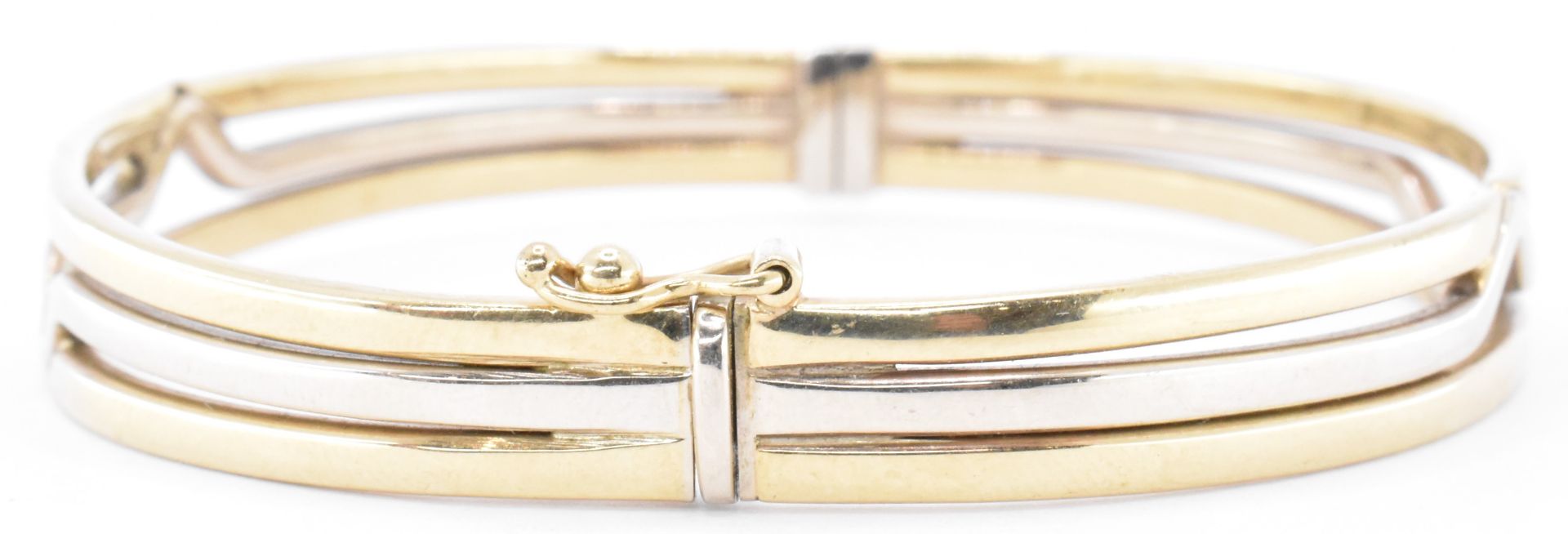 9CT GOLD TWO TONE BANGLE BRACELET - Image 2 of 6