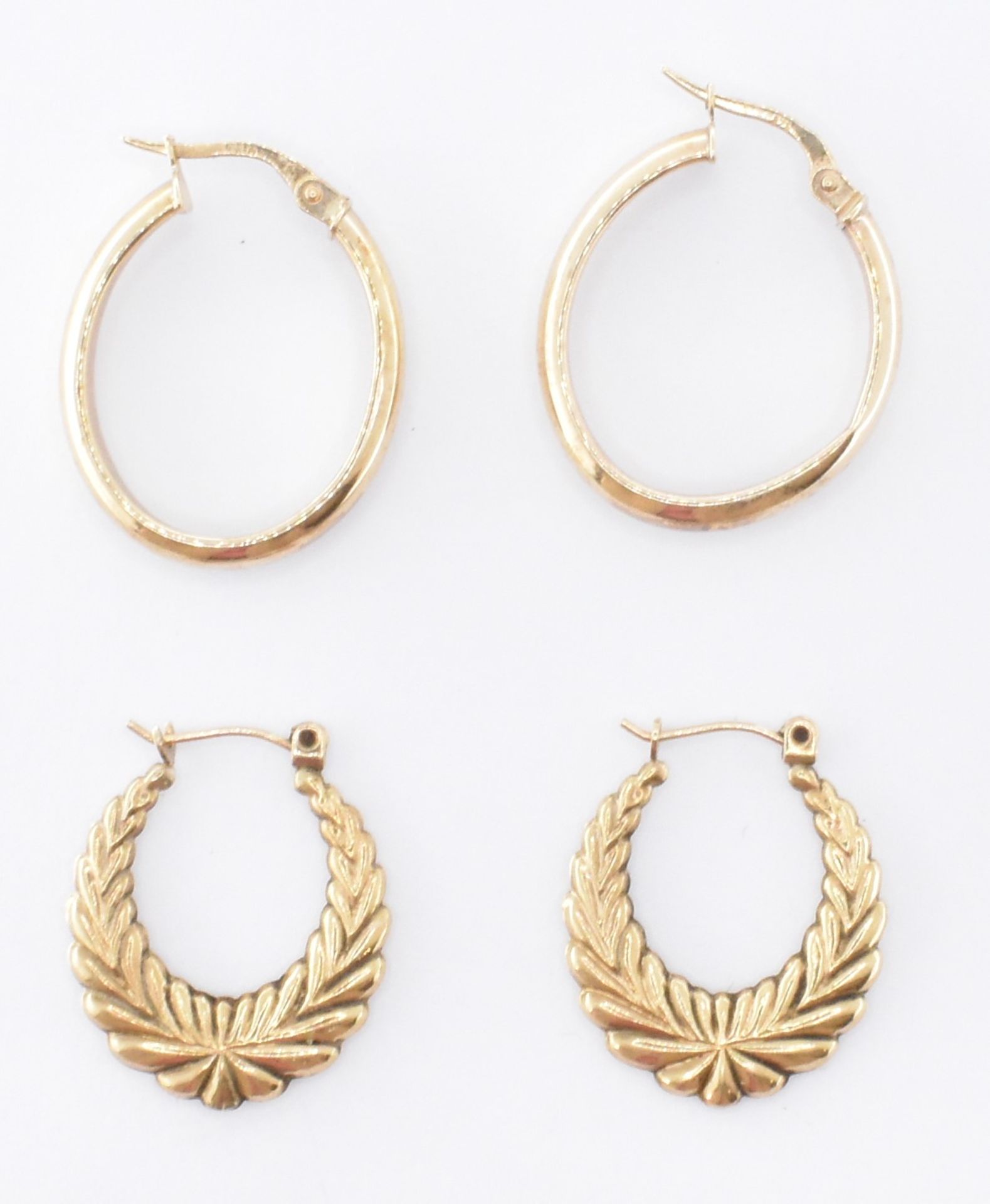 PAIR OF 9CT GOLD HOOP EARRINGS - Image 4 of 6