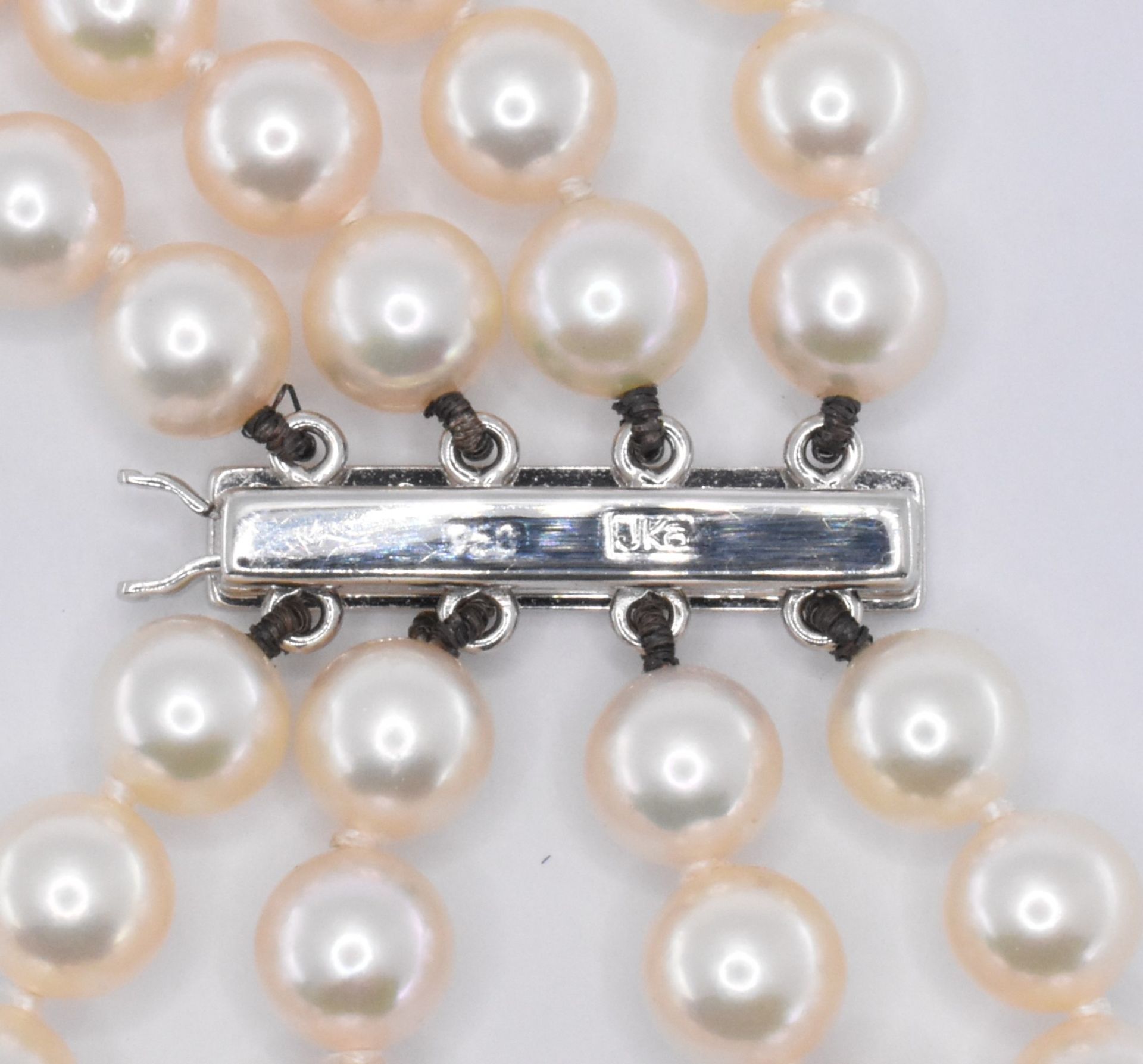 18CT GOLD & CULTURED PEARL FOUR STRAND NECKLACE - Image 5 of 5