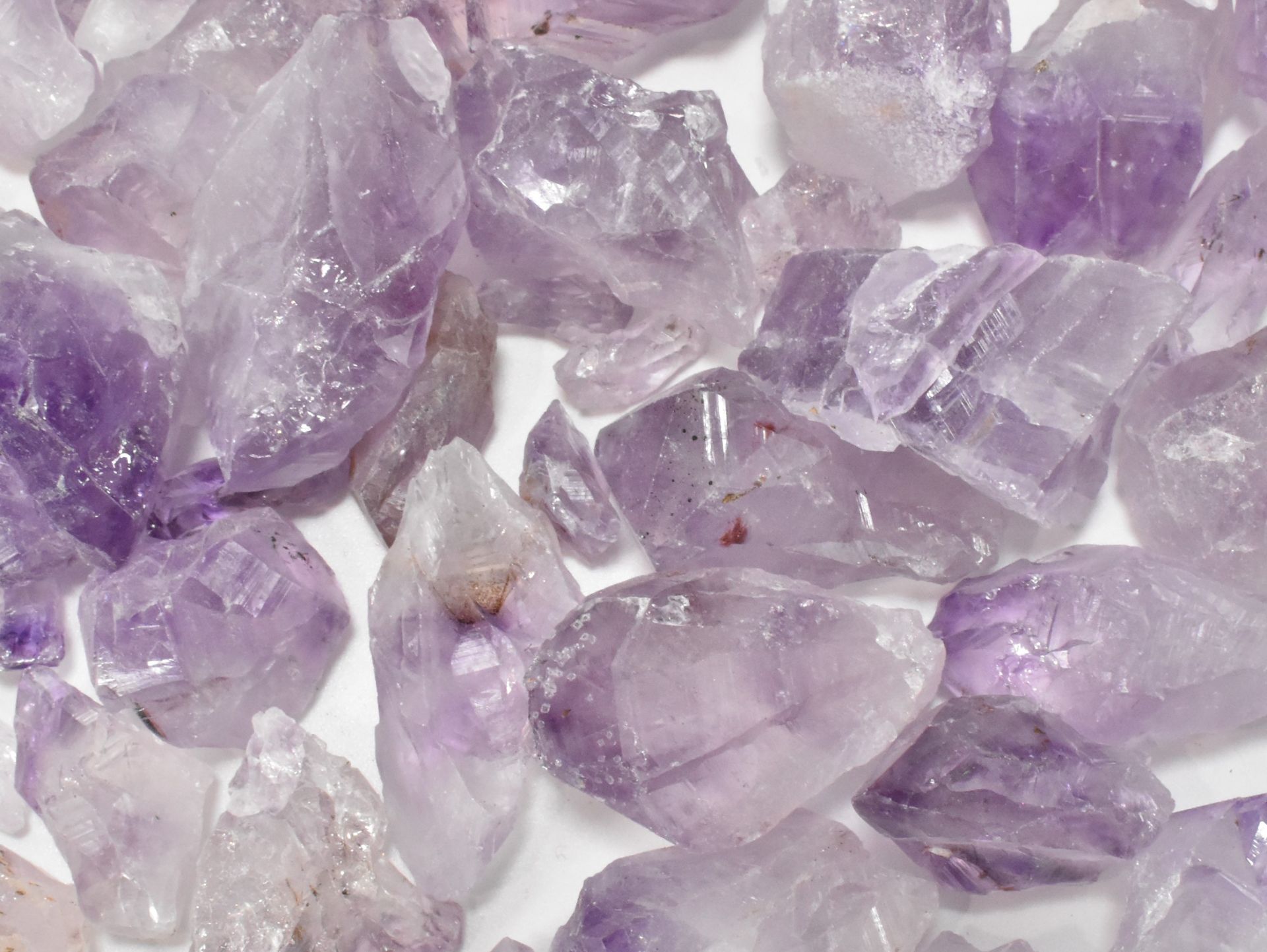 MINERAL SPECIMENS - COLLECTION OF AMETHYST QUARTZ - Image 2 of 5