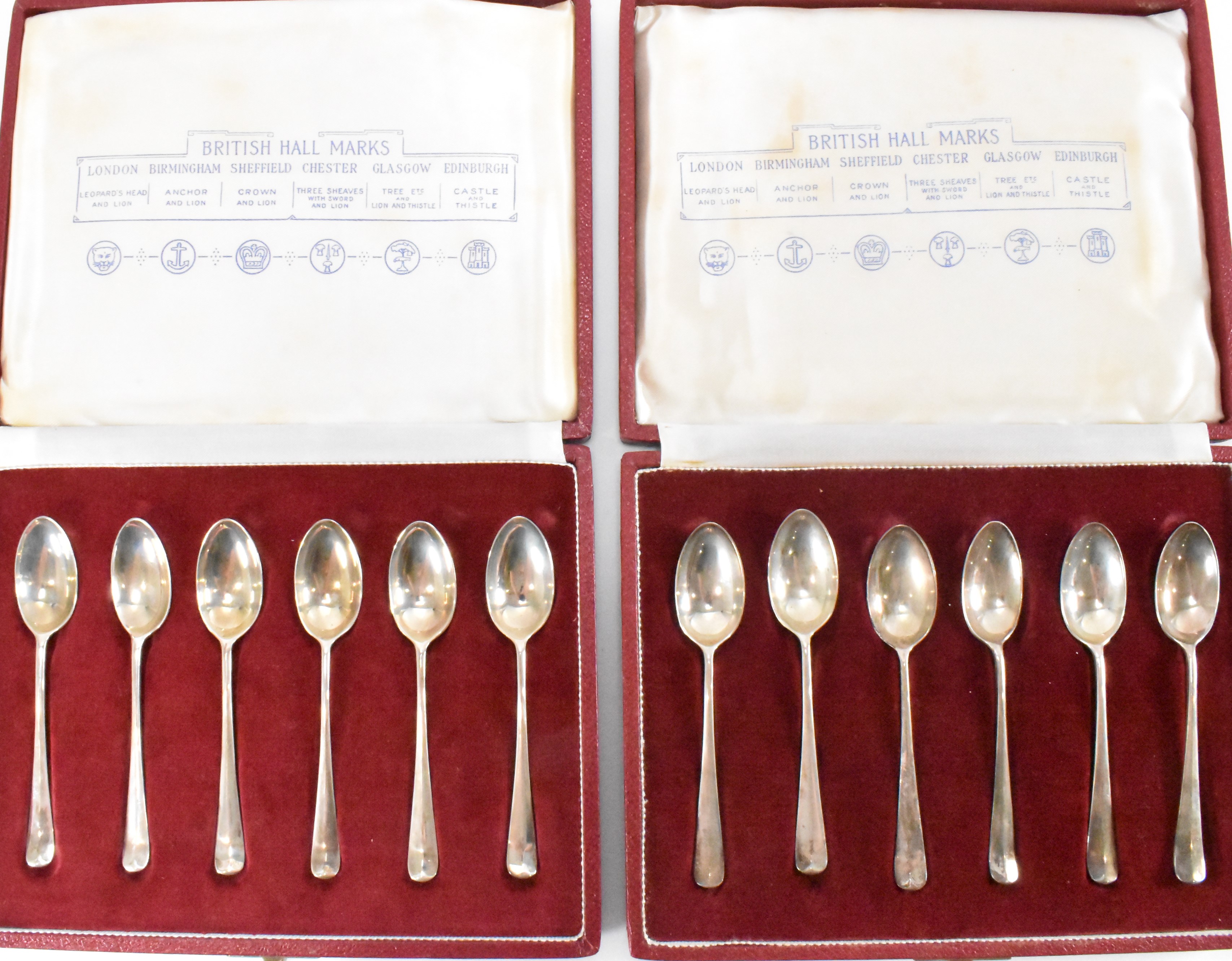 PAIR OF ROBERTS AND BELK SILVER HALLMARKED CITY SET TEASPOONS - Image 8 of 8