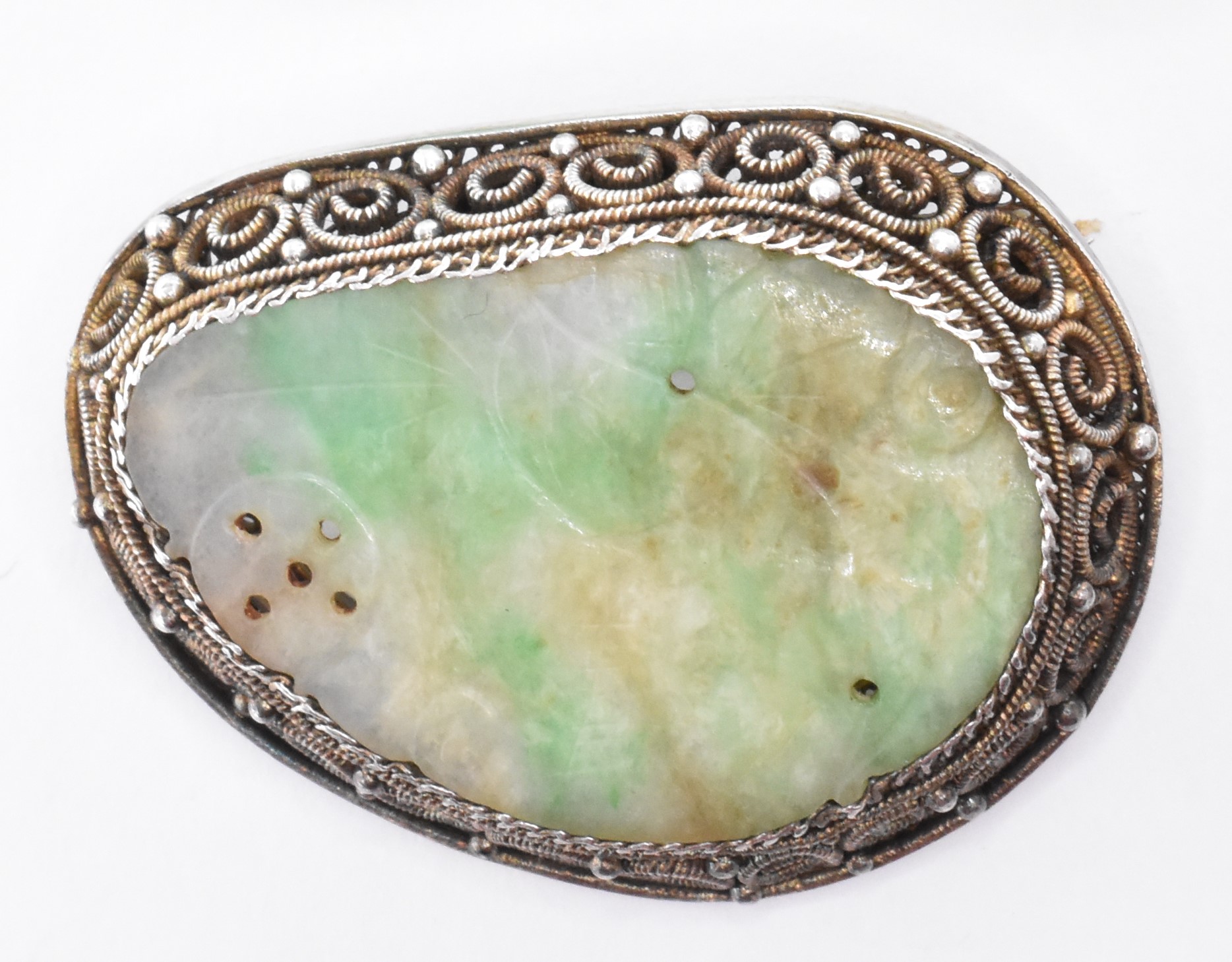 GROUP OF JADE SET JEWELLERY - Image 3 of 7