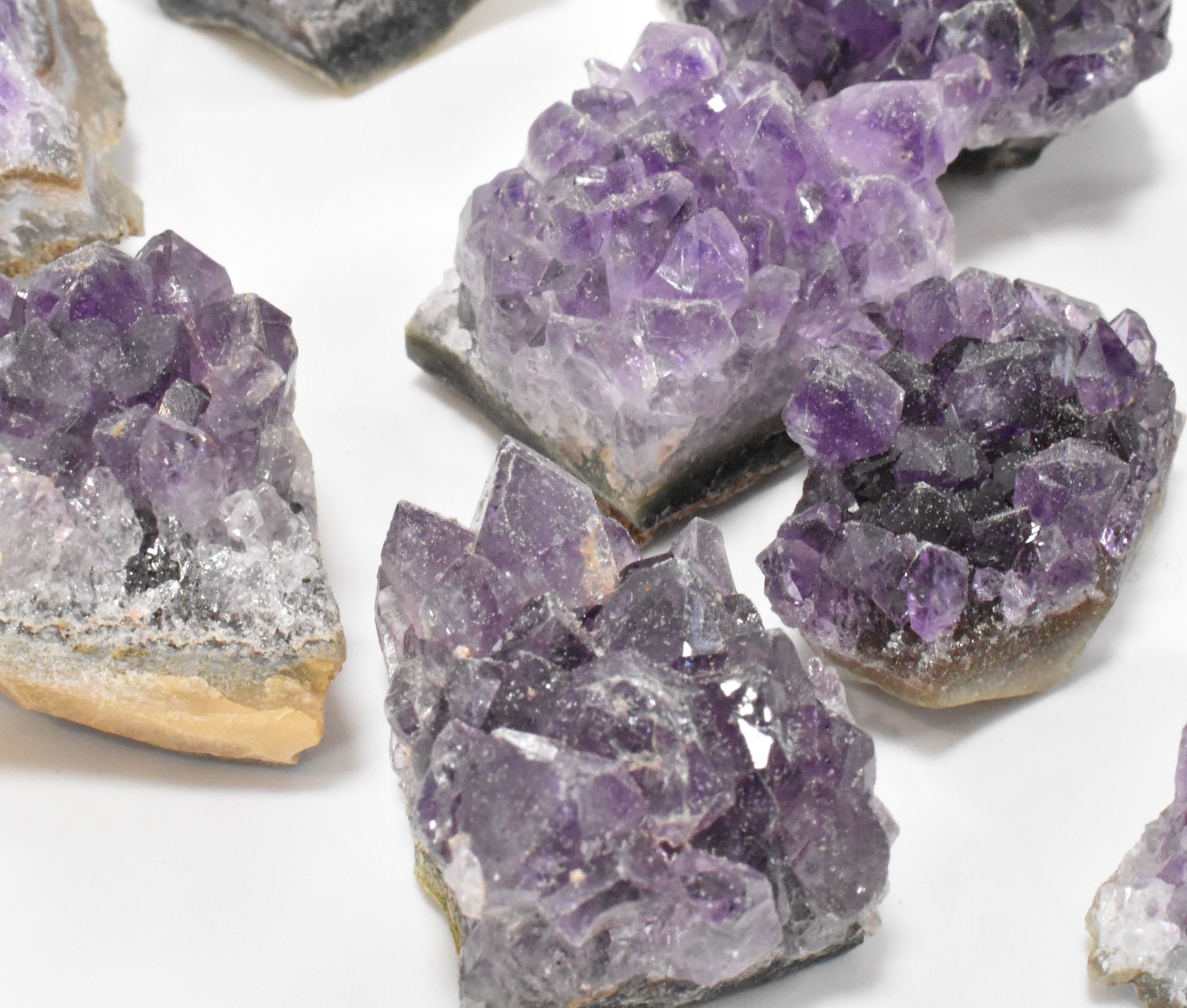 MINERAL SPECIMENS - COLLECTION OF AMETHYST - Image 3 of 4