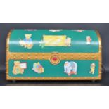 SANTAS MUSICAL TOY CHEST