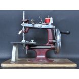 MID 20TH CNETURY SINGER STYLE CHILDRENS SEWING MACHINE