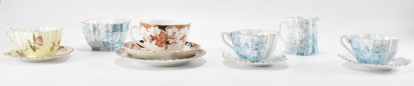 ASSORTMENT OF VICTORIAN PROCELAIN TEA CUPS & SAUCERS