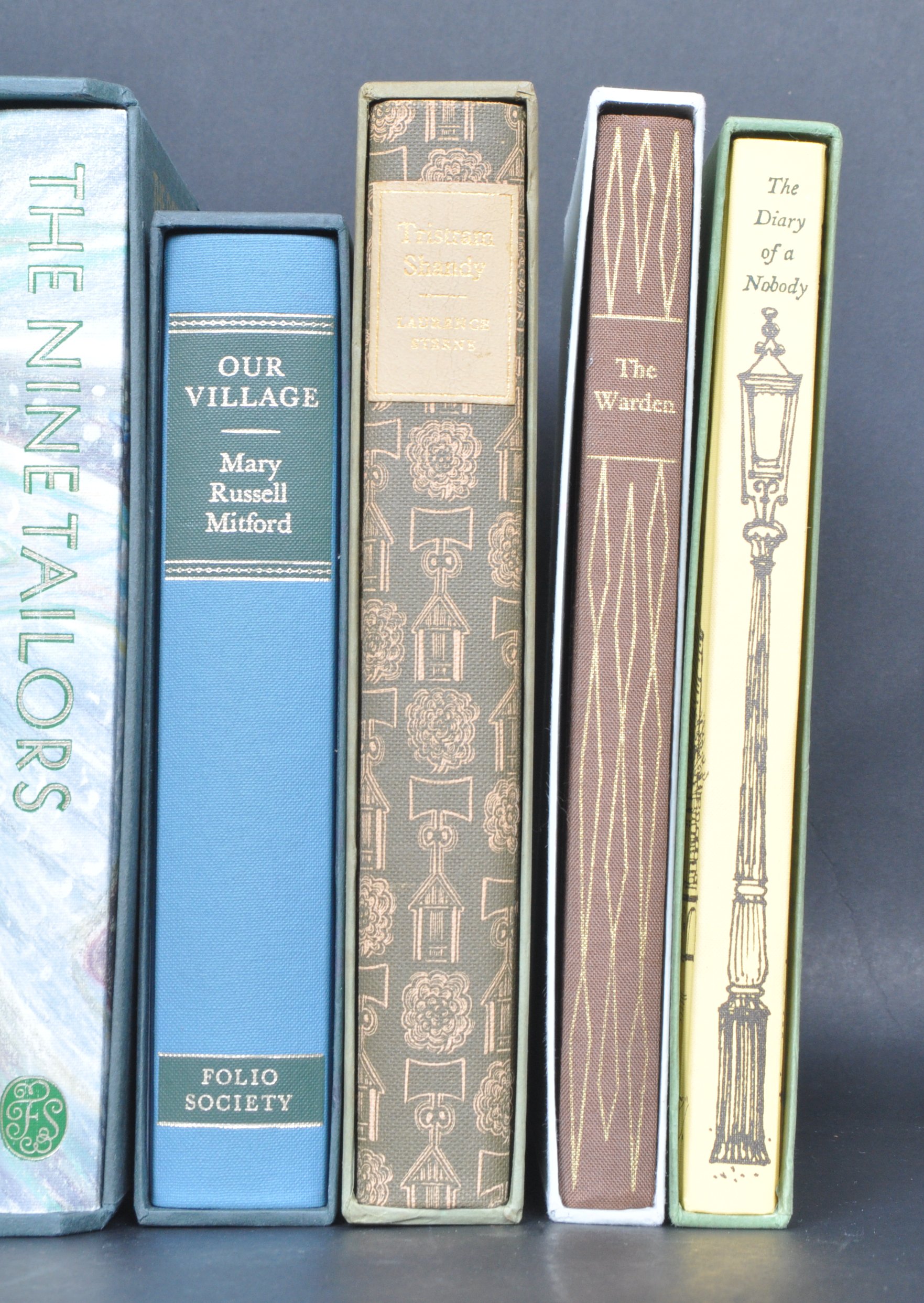FOLIO SOCIETY - LARGE COLLECTION OF HARDCOVER FICTION BOOKS - Image 2 of 10