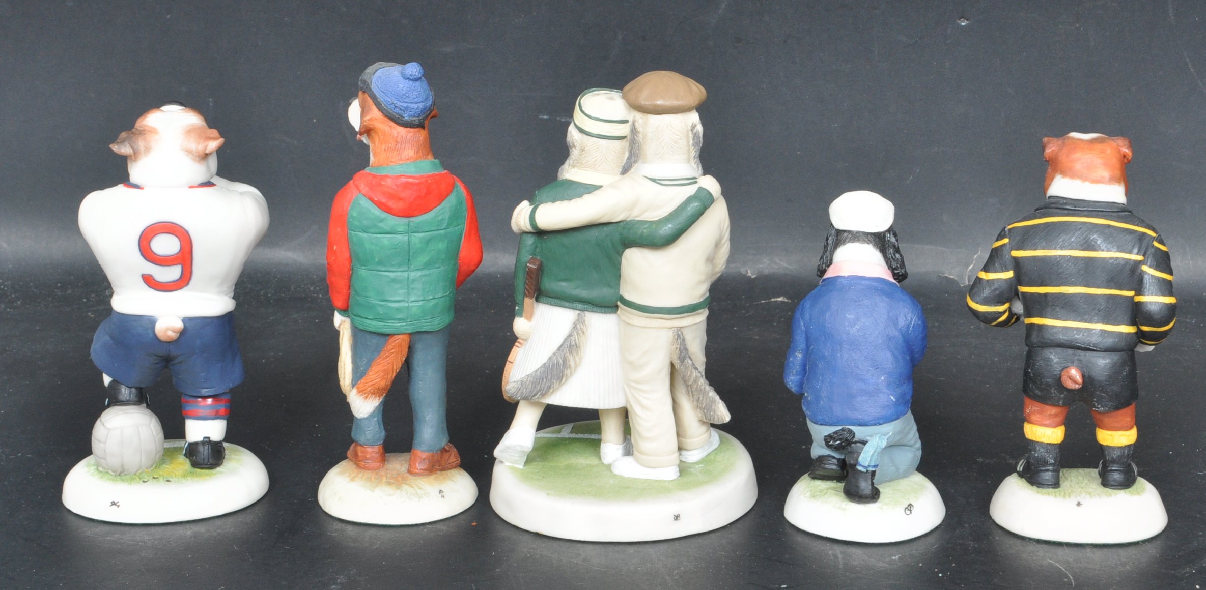 ROBERT HARROP - COUNTRY COMPANIONS COLLECTION OF FIVE RESIN FIGURES - Image 3 of 6