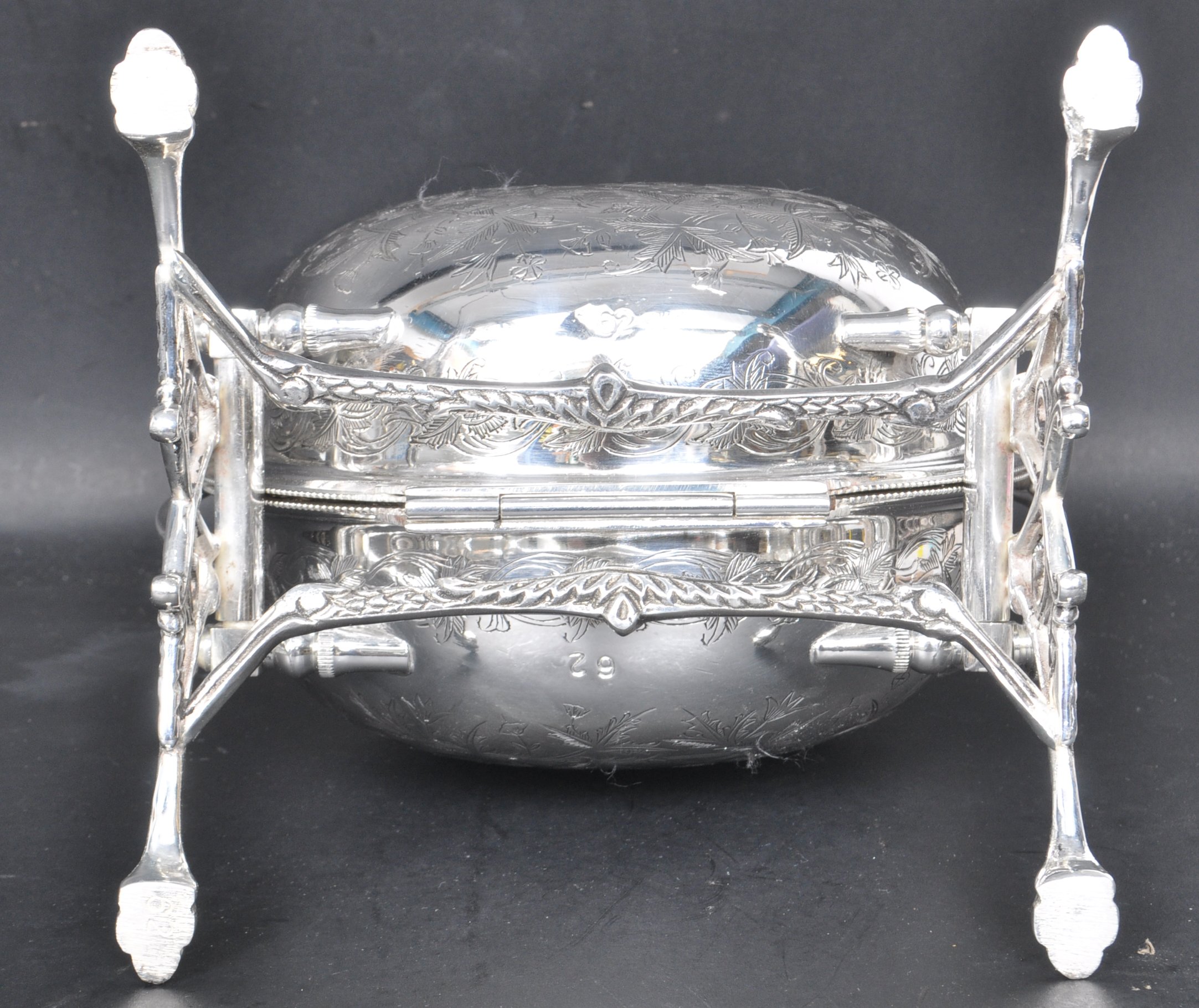 LARGE SILVER PLATED MUFFIN DISH - Image 6 of 8